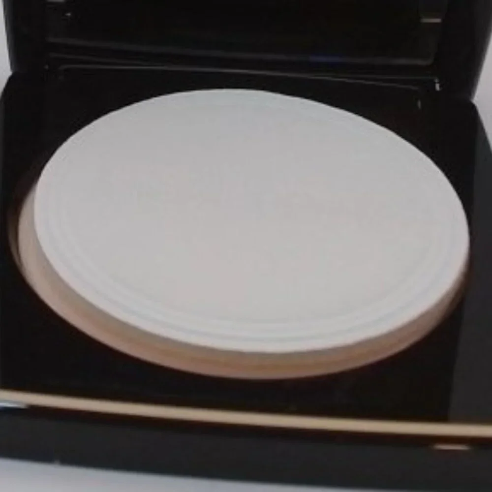 Bobbi‎ Brown - Sheer Finish Pressed Powder, Soft Porcelain BNIB